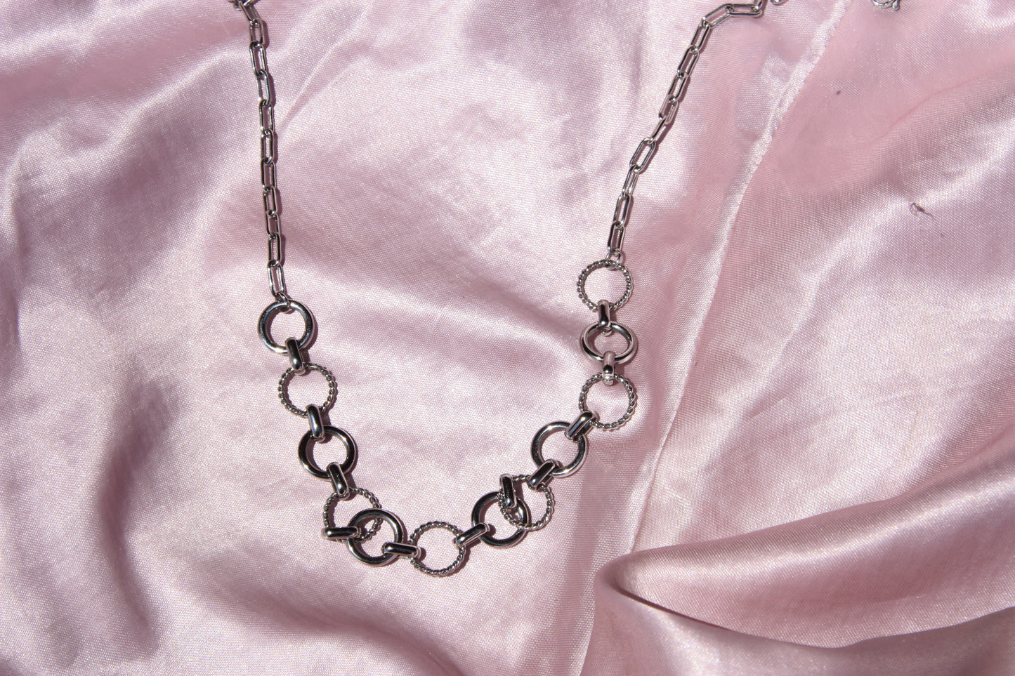 Collar Órbita