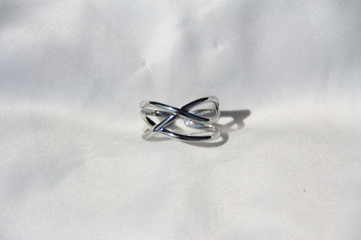 Anillo "Crossline"