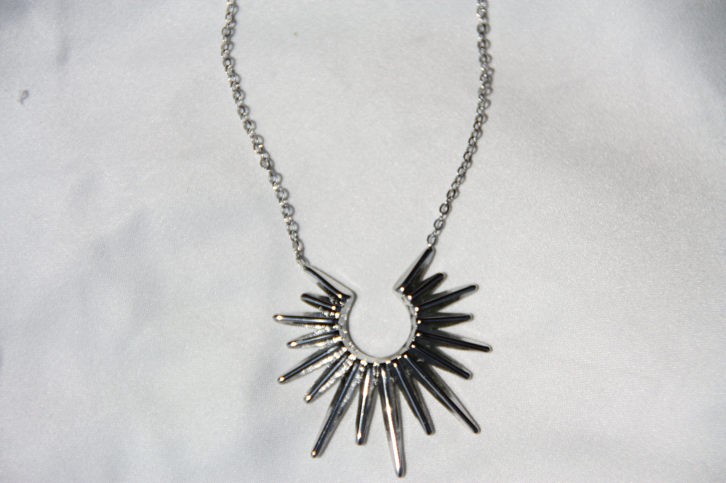 Collar "Solar Burst"