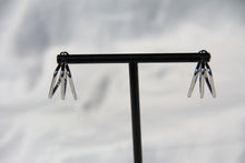 Cargar imagen en el visor de la galería, Pendientes &quot;Prism Drop&quot;
